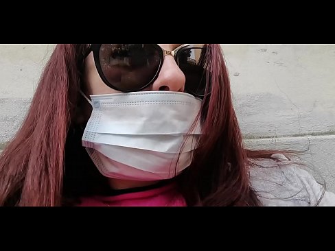 ❤️ Nicoletta se pomstí svému sousedovi a vyčůrá se mu do garáže (Speciál Covid19 Italská karanténa) Šukání video u cs.ergoupa.top